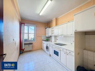 Pis  Olagibel kalea. Piso luminoso completamente exterior en pleno centro