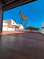 Pis a Ronquillo (El). Magnífica vivienda en el centro del ronquillo
