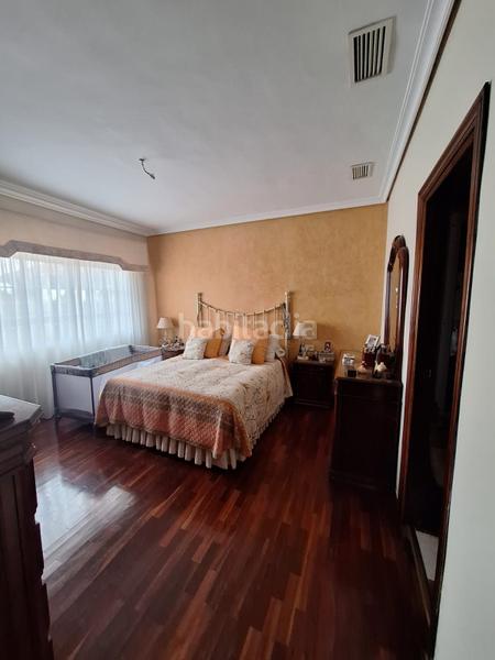 Foto 04f31196-ef35-43f6-8fe5-c197853fa565. Chalet mit kamin heizung parking pool in Santa Clara Sevilla