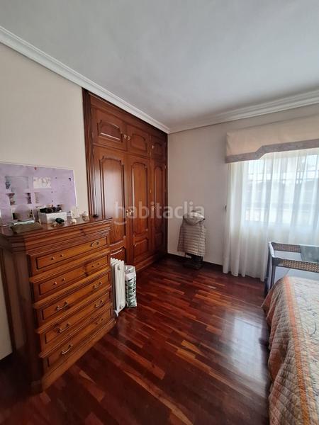 Foto 57b171f3-a183-4ae3-a2bb-c7019c2016f7. Chalet mit kamin heizung parking pool in Santa Clara Sevilla