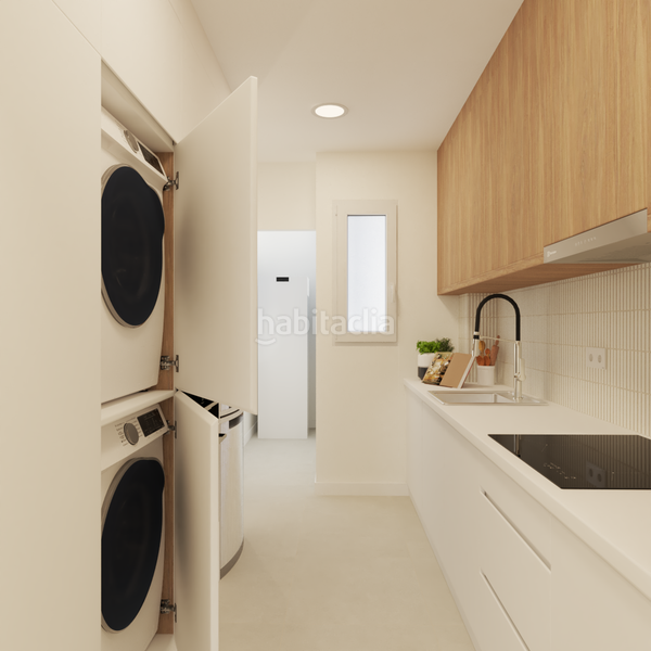 Foto ac965e3a-007e-4469-8a1e-cc6c00ec6e76. Ático hove properties presenta en exclusiva una nueva joya inmobiliaria en una de las zonas más codiciadas la calle ribera de en Granada