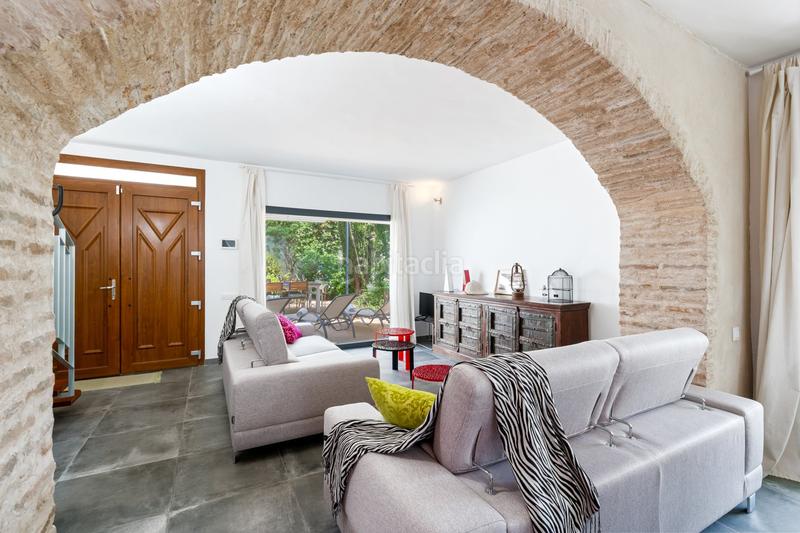 Foto 3dacb706-43ad-492d-8606-cc0f22ea830d. Casa carmen mirador de asedios exclusiva vivienda en el albaicín con piscina privada, terraza panorámica y con una reforma integral de en Granada