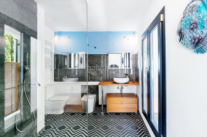 Foto afb2b64d-5f4f-4924-9db6-ef692a819f6c. Casa carmen mirador de asedios exclusiva vivienda en el albaicín con piscina privada, terraza panorámica y con una reforma integral de en Granada