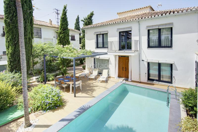 Foto e05eb016-0320-4bda-86a5-7f1a8e8e4305. Casa carmen mirador de asedios exclusiva vivienda en el albaicín con piscina privada, terraza panorámica y con una reforma integral de en Granada