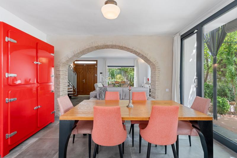 Foto e9cf10cf-0063-4eba-8e37-32c79e7de697. Casa carmen mirador de asedios exclusiva vivienda en el albaicín con piscina privada, terraza panorámica y con una reforma integral de en Granada