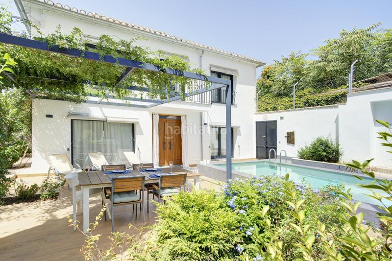 Foto ed4a1c0d-faa3-4afc-92f1-ed4eb2937614. Casa carmen mirador de asedios exclusiva vivienda en el albaicín con piscina privada, terraza panorámica y con una reforma integral de en Granada