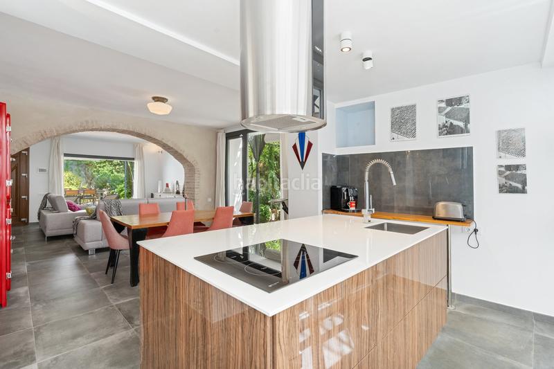 Foto f8c99115-a9e6-4069-8def-5f3f5203eec5. Casa carmen mirador de asedios exclusiva vivienda en el albaicín con piscina privada, terraza panorámica y con una reforma integral de en Granada