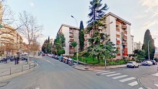 Pis en Camino bajo de huetor 86. Hove properties comercializa en exclusiva esta magn�fica viviend