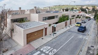 Casa en Adinamar 40. Hove properties presenta una de las viviendas m�s exclusivas de