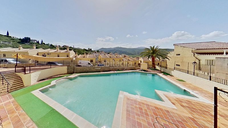 Foto c640b61d-6276-45b7-8bca-62e9dbc84c55. Casa adossada amb calefacció aparcament piscina a Cenes de la Vega