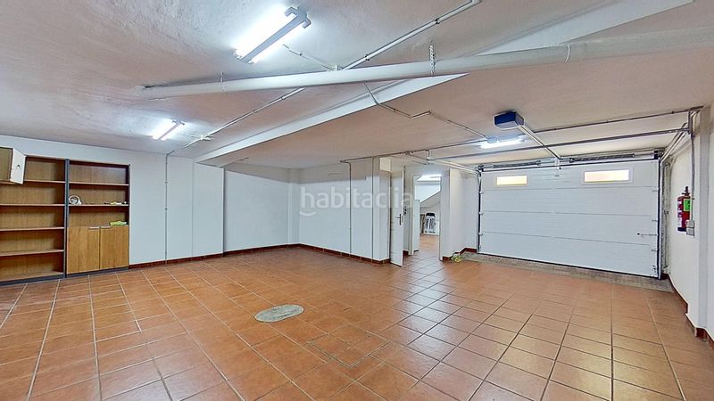 Foto e8fce73a-b175-4e68-b277-41da70f25fc8. Casa adossada amb calefacció aparcament piscina a Cenes de la Vega