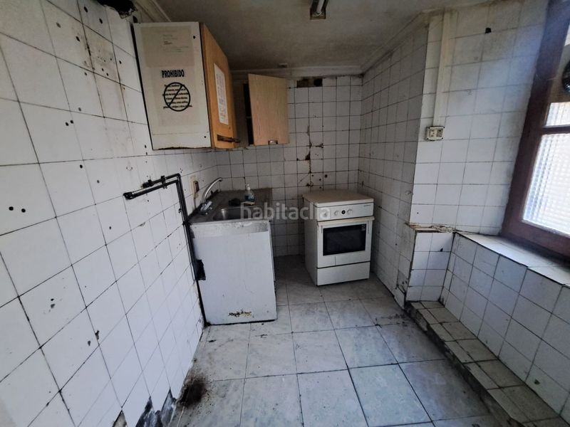 Foto a1574fb4-a2e2-4040-8d03-73cb61a3694d. Alquiler local comercial en Centro Ávila