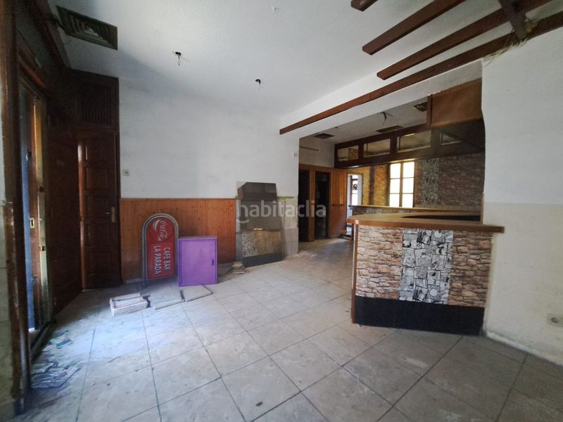 Foto dc9b80f0-384b-4965-bec7-b26b6d65065a. Alquiler local comercial en Centro Ávila