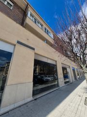 Business premise in Sur