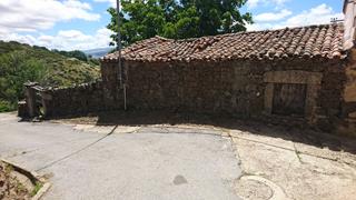 Nau industrial a Calle fragua 1. Gran ubicación en sierra de gredos.