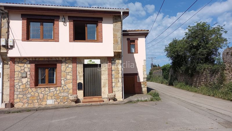 Foto 8ef6570f-8706-4e18-8c50-08b3ff53b9be. Casa amb xemeneia a Marina de Cudeyo