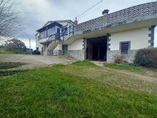 Country house in Carriazo. Galizano, casa rústica con finca privada