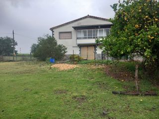 Masia  Barrio galizano 35f. Galizano, casa rústica con finca privada