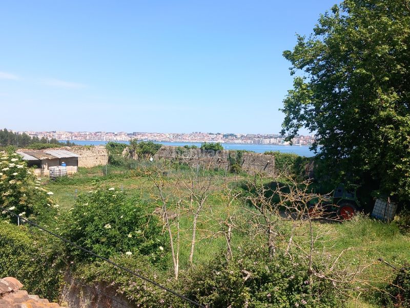 Foto b84f96de-99f3-4419-a337-1ee266f3a872. Masia a barrio Galizano 35f a Galizano Ribamontán al Mar