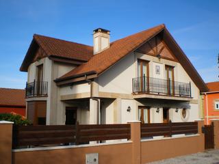 Chalet à Calle pedreña 10. Pedrña, chalet individual