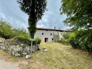 Country house in Araitz
