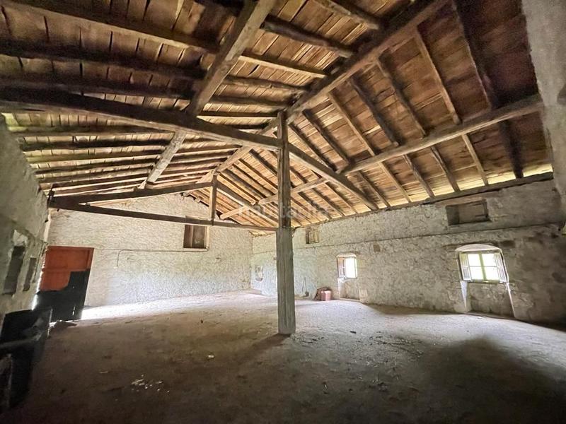 Foto 041abc16-5132-4b6e-8dc4-fee7f051fb26. Masia amb aparcament a Araitz