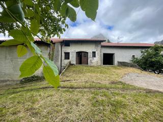 Country house in Araitz