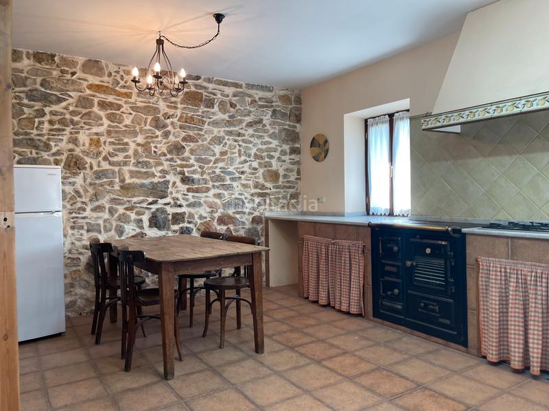 Foto 52d7767d-166f-4b7f-bafa-d67cb7bdf424. Masía en Ezkio - Itsaso