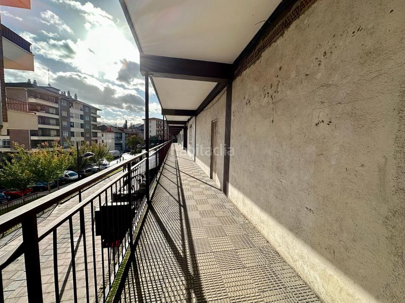 Foto b592d659-4b08-40ad-b86d-54b406c912e7. Car parking in Beasain