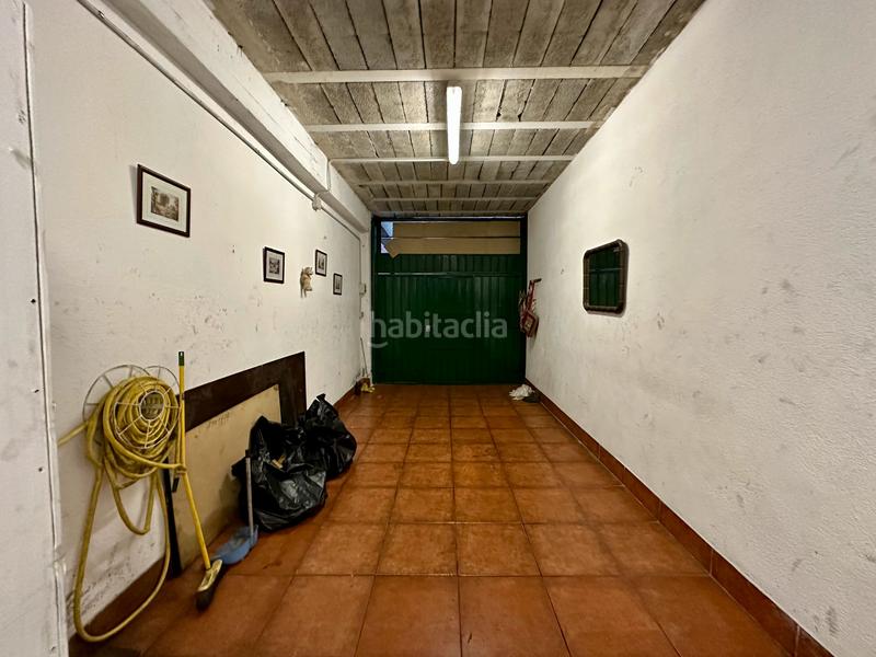 Foto b7f686d7-ea95-49c0-9c48-c48c03ff1cf9. Car parking in Beasain