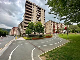 Pis a Igartza oleta kalea 2. Disponible esta vivienda con trastero en la calle igartza oleta