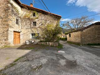 Masia a Beasain. Caserio típico vasco a la venta en beasain - alquizal inmobiliar
