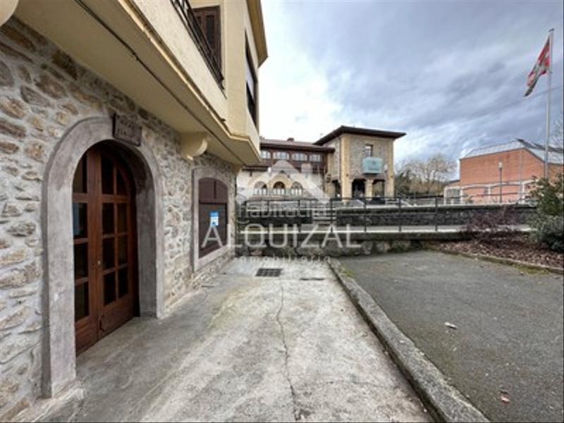 Foto 005427c8-97ff-461f-aa98-9974dfdb6672. Local commercial dans nagusia plaza 3 dans Idiazabal