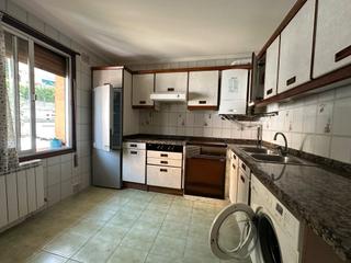 Piso en Beasain. Fantástica vivienda de 65 m² situada en una zona tranquila y fam