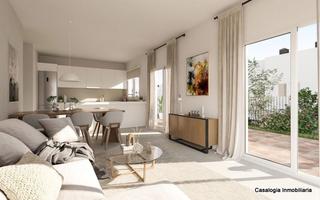 Casa adossada a Monforte del Cid. Chalets adosados en el corazón de un campo de golf