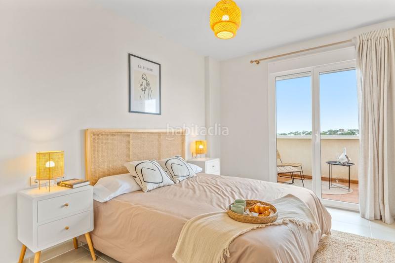 Foto f14e3066-9cce-4c70-a327-21200fa8084d. Apartamento residencia con piscina, piso de 3 habitaciones con jardín privado. en Orihuela