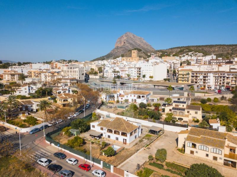 Foto b4a1f690-b3c4-4db8-930c-11214735f963. Casa con piscina in Centro Ciudad Xàbia