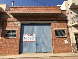 Fabrikhalle in Estadio Castalia. Nave ind. en venta en polígono san agustín.