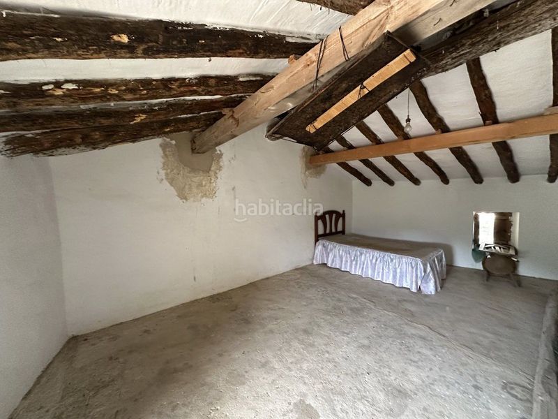 Foto 2363c0b5-bd23-4523-a9b9-d68d6cb0b7de. Casa amb calefacció a Chodos / Xodos