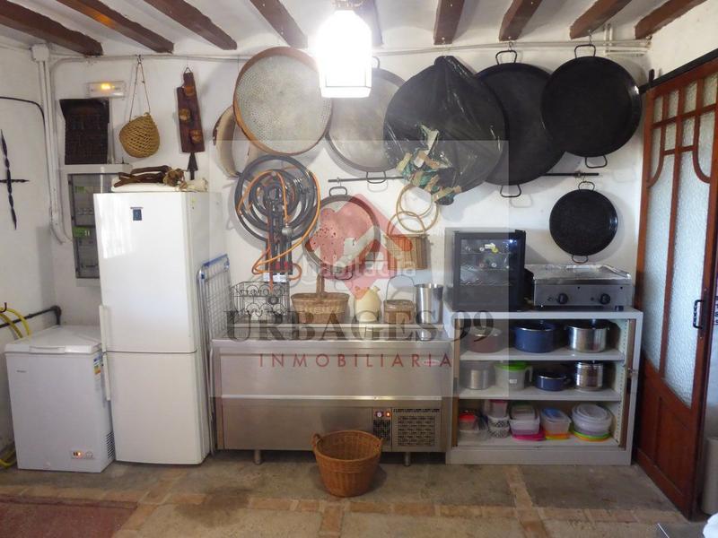 Foto 4c4a3853-d0d3-4296-a530-cef93217526a. Masia amb aparcament a Chodos / Xodos