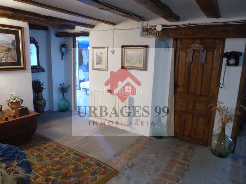 Foto a2a77652-fc79-4ebf-9f92-f87e5ae42566. Masia amb calefacció aparcament a Chodos / Xodos