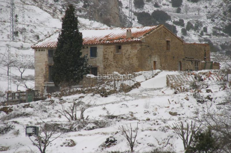 Foto d4d11d43-86e7-4631-a41f-12b10b264e58. Masia amb calefacció aparcament a Chodos / Xodos
