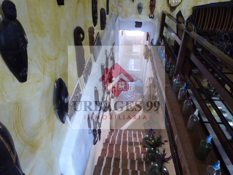 Foto eb87e91e-b6b5-463f-863c-5abdc4514263. Masia amb calefacció aparcament a Chodos / Xodos