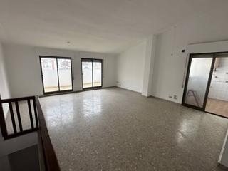 Dachwohnung in Hospital - Plaza del Real. Atico en venta en herrero, 5 dormitorios.