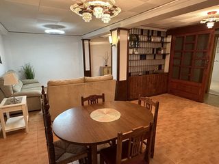 Piso en Parque Geólogo José Royo Gómez. Piso en venta en plaza fadrell, 3 dormitorios.