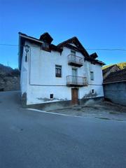 Casa a Fago. Casa en venta en anso, 5 dormitorios.