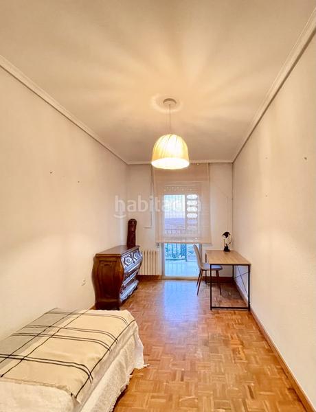 Foto 49886136-4ca8-4b6d-91dd-a1045b265afc. Alquiler piso habitación en alquiler en Santiago m auxiliadora, 5 dormitorios. en Huesca