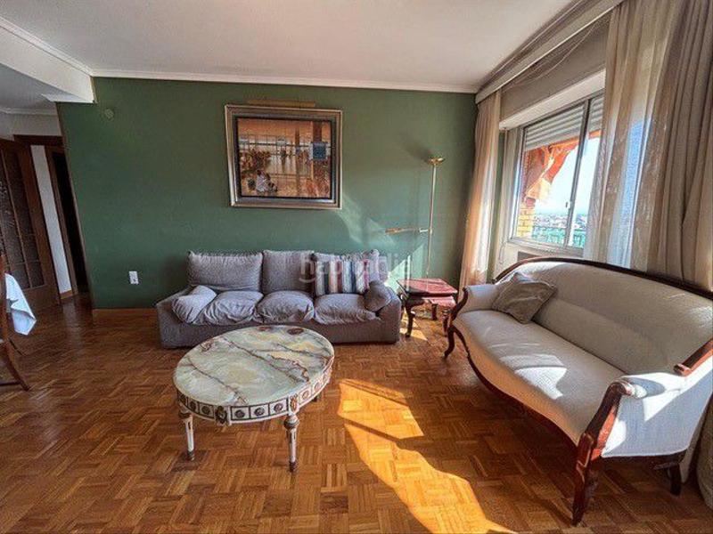 Foto cbaffac3-2921-4df5-83e2-04ca01b81eaa. Alquiler piso habitación en alquiler en Santiago m auxiliadora, 5 dormitorios. en Huesca