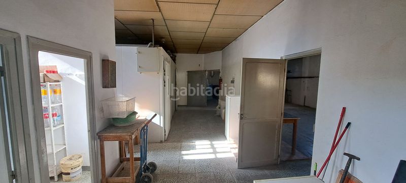 Foto 96bba95f-2a77-45b5-b29e-4a896fc0b6ed. Nau industrial a Tardienta