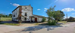Casa a Huerto. Casa pueblo en venta en huerto, 4 dormitorios.